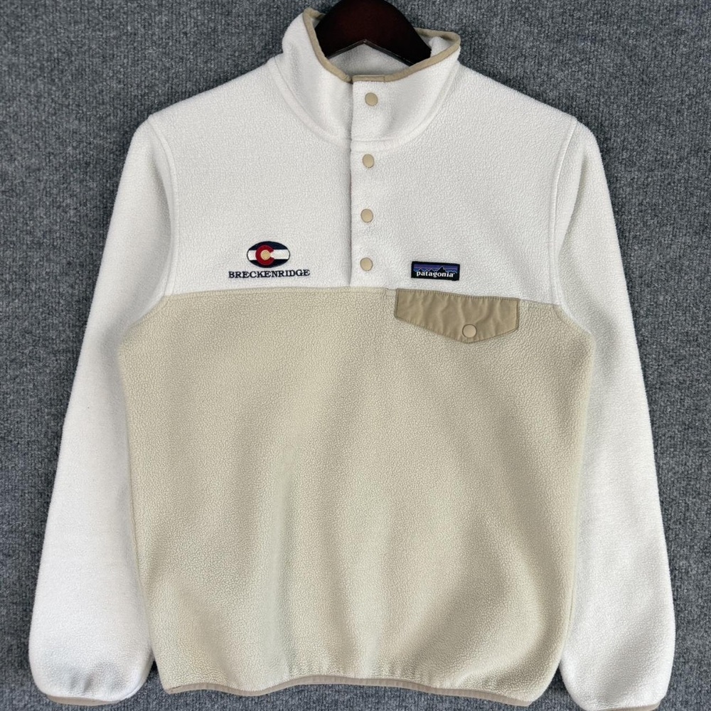 Breckenridge Women's Cream and Tan Long Sleeve Top